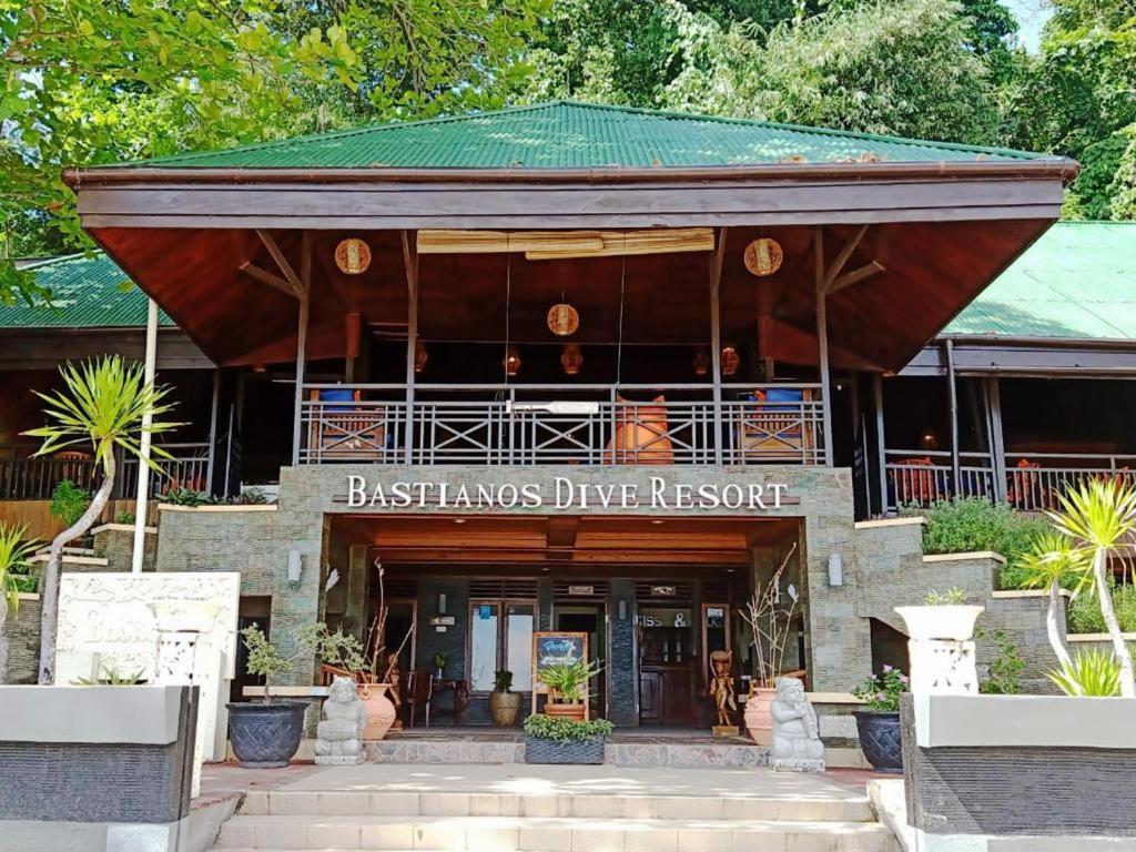 Bastianos Bunaken Dive Resort Extérieur photo